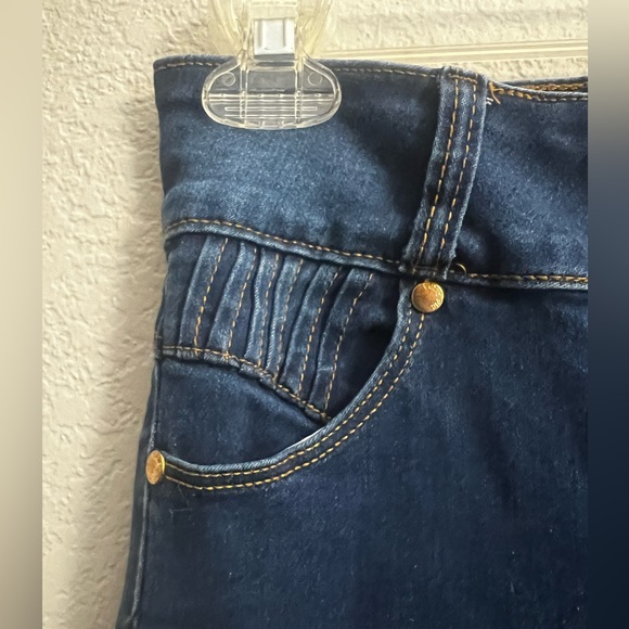 Cutie pie skinny jeans - Picture 2 of 4